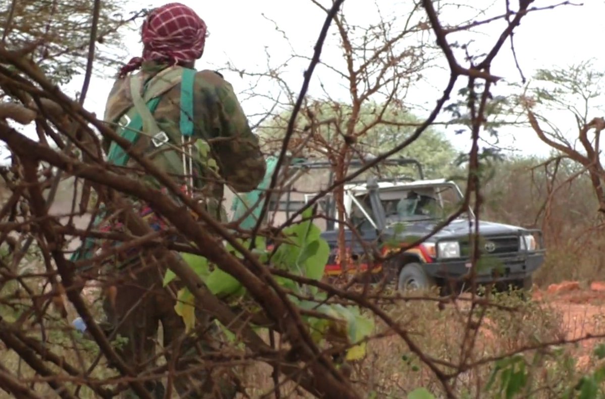 Al-Shabaab insurgents claimed an ambush of a Kenyan police Land Cruiser 4WD vehicle on the road between Nairobi & Mandera County: