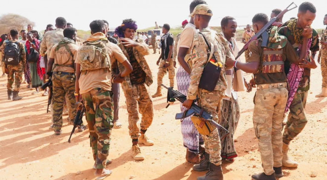 Somalie : Les forces de l'Armée nationale somalienne (SNA) et du Jubaland ont annoncé avoir tué 56 militants d'Al-Shabaab dans le Bas-Juba et en avoir capturé 20 autres lors d'un raid à Jamaame.